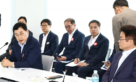 주낙영 시장이 1일 경주 테크노폴리스 조성 상호협력 MOU 체결 행사에 참석해 인사말을 하고 있다.