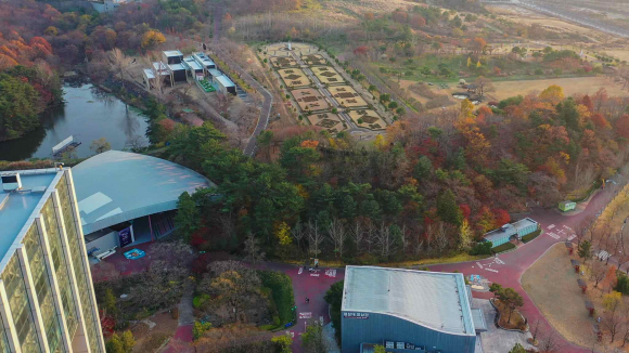 경주엑스포대공원 가을 시간의 정원 전경.