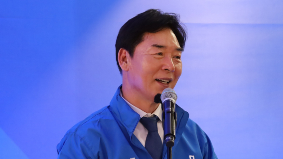 더불어민주당 오중기 경북도지사 후보 선거사무소 개소식이 성황리에 개최됐다.