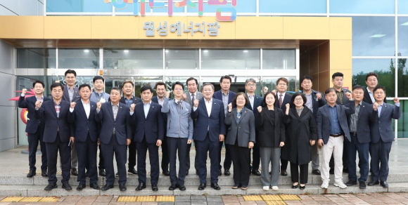 월성원전 현장점검을 한 경주시의회 의원들.