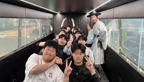 울산상업고 17명 단체 버스 투어 체험.