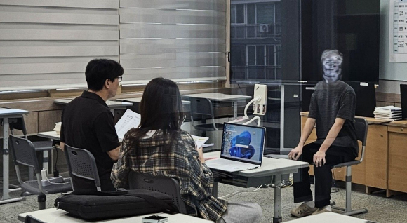 계림고(교장 김경미)는 지난 16일과 19일 양일간 고등학교 3학년 재학생을 대상으로 ‘2027 대입 수시면접 특강 및 청람 1:1 맞춤형 면접 컨설팅’프로그램을 진행했다.
